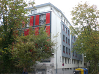Innovative Gebäudetechniken, wie z. B. eine GEP-Grauwasseranlage, verbergen sich hinter den bunten Fassaden des Comeniushaus in Heidelberg.